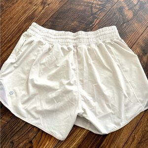 PERFECT CONDITION LULULEMON SHORTS